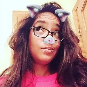 Meet your Posher, Corinna